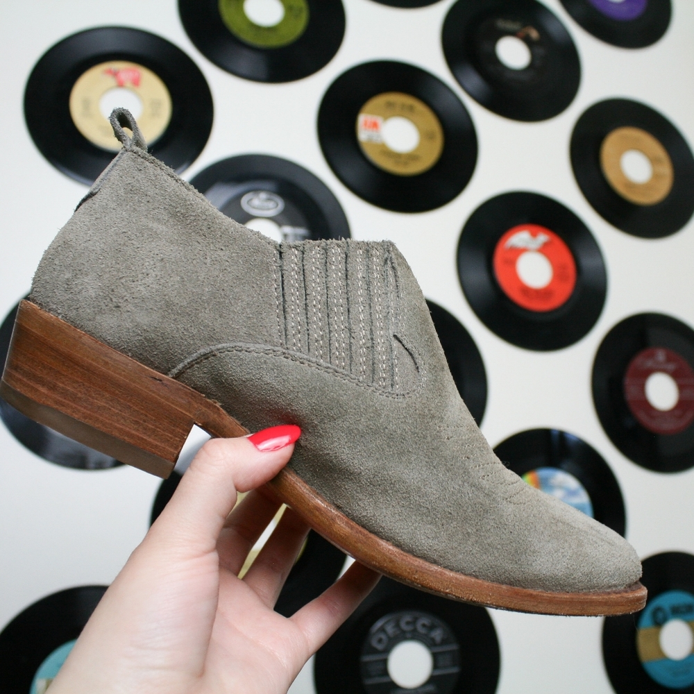 🤠 grey Frye bootie - Picture 10 of 10